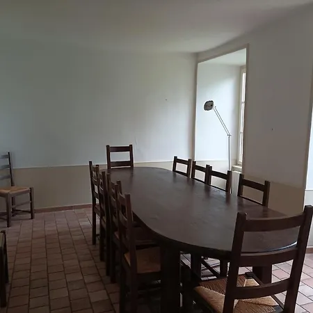 Holiday home Ancien Presbytere Barrais-Bussolles